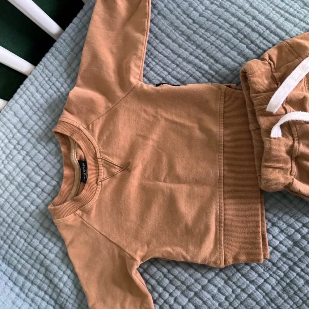 Kids Cozy Drawstring Jogger Outfit in Camel